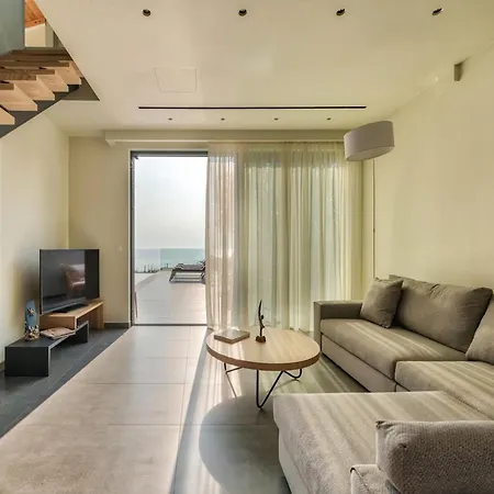 Villa In Zakynthos With Sea Views & Pool